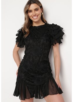 Czarna Sukienka Mini z Koronkowymi Wstawkami i Falbankami Soffiana ze sklepu Born2be Odzież w kategorii Sukienki - zdjęcie 170217760