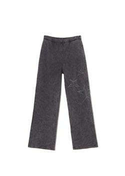 Cropp - Spodnie straight z naszywkami - czarny ze sklepu Cropp w kategorii Spodnie damskie - zdjęcie 170218474