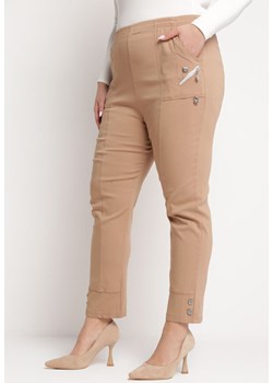 Beżowe Spodnie z Gumką w Talii z Wyższym Stanem i Ozdobnymi Suwakami Ferras ze sklepu Born2be Odzież w kategorii Spodnie damskie - zdjęcie 170233150