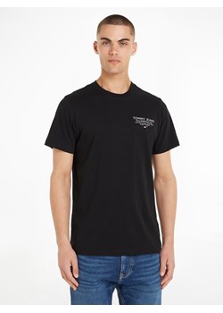 TOMMY JEANS Koszulka w kolorze czarnym ze sklepu Limango Polska w kategorii T-shirty męskie - zdjęcie 170235592