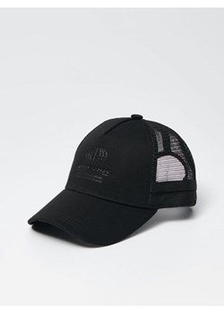 Czarna czapka z daszkiem i aplikacją trucker hat ze sklepu House w kategorii Czapki z daszkiem męskie - zdjęcie 170244680