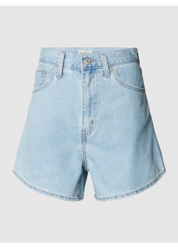 Szorty jeansowe o kroju mom fit z zapięciem na guzik i zamek błyskawiczny ze sklepu Peek&Cloppenburg  w kategorii Szorty - zdjęcie 170265521