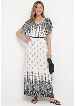 Biała Bawełniana Sukienka Pudełkowa Długa w Abstrakcyjny Wzór Olatias ze sklepu Born2be Odzież w kategorii Sukienki - zdjęcie 170267473