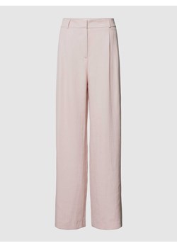 Spodnie materiałowe o rozkloszowanym kroju z zakładkami w pasie ze sklepu Peek&Cloppenburg  w kategorii Spodnie damskie - zdjęcie 170273914