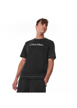 Męska koszulka treningowa Calvin Klein Men 00GMF3K133 - czarna ze sklepu Sportstylestory.com w kategorii T-shirty męskie - zdjęcie 170277851
