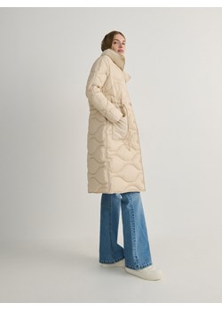 Reserved - Pikowany płaszcz ze stójką - kremowy ze sklepu Reserved w kategorii Płaszcze damskie - zdjęcie 170286200