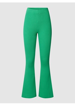 Luźne spodnie z efektem prążkowania model ‘Mirja’ ze sklepu Peek&Cloppenburg  w kategorii Spodnie damskie - zdjęcie 170291224