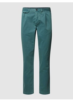 Spodnie z zakładkami w pasie model ‘CHELSEA’ ze sklepu Peek&Cloppenburg  w kategorii Spodnie męskie - zdjęcie 170294142