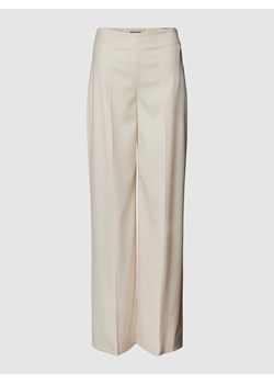 Spodnie w stylu Marleny Dietrich z dodatkiem wiskozy i zakładkami w pasie ze sklepu Peek&Cloppenburg  w kategorii Spodnie damskie - zdjęcie 170302403