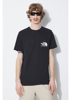The North Face t-shirt bawełniany M Berkeley California Pocket S/S Tee męski kolor czarny z nadrukiem NF0A87U2JK31 ze sklepu ANSWEAR.com w kategorii T-shirty męskie - zdjęcie 170305741