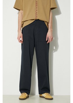 Universal Works spodnie bawełniane Fatigue Pant kolor granatowy proste 132.NAVY ze sklepu PRM w kategorii Spodnie męskie - zdjęcie 170329750
