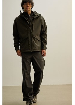 H & M - Przeciwdeszczowa kurtka typu softshell - Zielony ze sklepu H&M w kategorii Kurtki męskie - zdjęcie 170335401