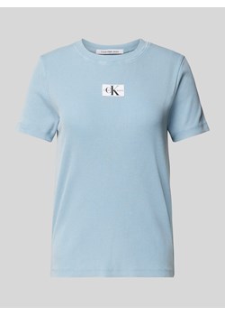 T-shirt z naszywką z logo ze sklepu Peek&Cloppenburg  w kategorii Bluzki damskie - zdjęcie 170342492