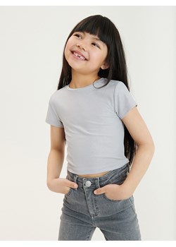 Reserved - Brokatowy t-shirt - jasnoszary ze sklepu Reserved w kategorii Bluzki dziewczęce - zdjęcie 170343813