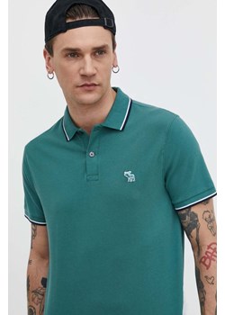 Abercrombie &amp; Fitch polo męski kolor zielony z aplikacją ze sklepu ANSWEAR.com w kategorii T-shirty męskie - zdjęcie 170394390