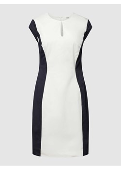 Sukienka o długości do kolan z dodatkiem lyocellu i obszyciem w kontrastowym kolorze ze sklepu Peek&Cloppenburg  w kategorii Sukienki - zdjęcie 170396050