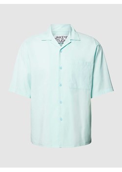 Koszula casualowa o kroju regular fit z nakładaną kieszenią na piersi ze sklepu Peek&Cloppenburg  w kategorii Koszule męskie - zdjęcie 170396100