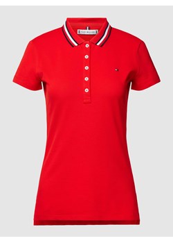 Koszulka polo o kroju slim fit z paskami w kontrastowym kolorze ze sklepu Peek&Cloppenburg  w kategorii Bluzki damskie - zdjęcie 170396701