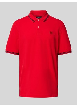 Koszulka polo z obszyciem w kontrastowym kolorze ze sklepu Peek&Cloppenburg  w kategorii T-shirty męskie - zdjęcie 170397093