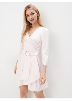 Mohito - Kopertowa sukienka mini - różowy ze sklepu Mohito w kategorii Sukienki - zdjęcie 170403633
