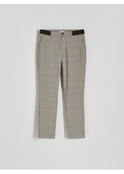 Reserved - Spodnie slim fit - beżowy ze sklepu Reserved w kategorii Spodnie męskie - zdjęcie 170405810