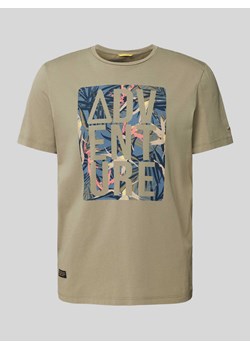T-shirt z nadrukiem z napisem i motywem ze sklepu Peek&Cloppenburg  w kategorii T-shirty męskie - zdjęcie 170406631