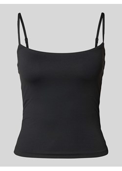 Top na ramiączkach w jednolitym kolorze ze sklepu Peek&Cloppenburg  w kategorii Bluzki damskie - zdjęcie 170407214