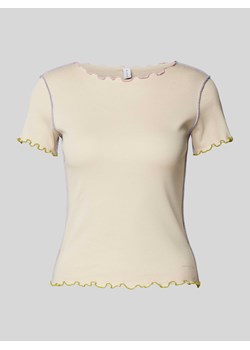T-shirt z falistym wykończeniem model ‘Ash’ ze sklepu Peek&Cloppenburg  w kategorii Bluzki damskie - zdjęcie 170407593