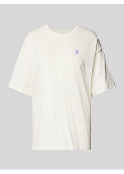 T-shirt z nadrukowanym motywem ze sklepu Peek&Cloppenburg  w kategorii Bluzki damskie - zdjęcie 170407823