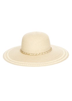 Beżowy kapelusz z łańcuszkiem i ażurowym wzorem Eye For Fashion ze sklepu Eye For Fashion w kategorii Kapelusze damskie - zdjęcie 170411461