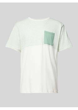 T-shirt z nakładaną kieszenią na piersi model ‘Felton’ ze sklepu Peek&Cloppenburg  w kategorii T-shirty męskie - zdjęcie 170413371