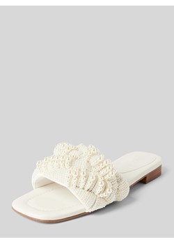 Sandały z perełkami ze sklepu Peek&Cloppenburg  w kategorii Klapki damskie - zdjęcie 170414341