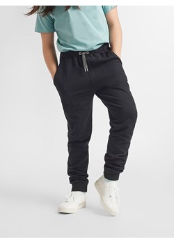 JAKO-O Spodnie dresowe w kolorze czarnym ze sklepu Limango Polska w kategorii Spodnie chłopięce - zdjęcie 170430044