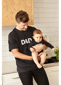 T-shirt męski czarny z napisem - DAD ze sklepu 5.10.15 w kategorii T-shirty męskie - zdjęcie 170431200