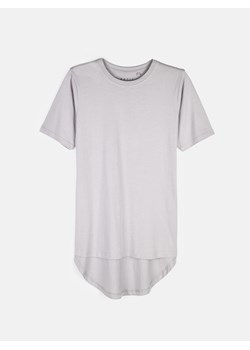 GATE Klasyczny długi t-shirt z bawełny 34 ze sklepu gateshop w kategorii Bluzki damskie - zdjęcie 170436140