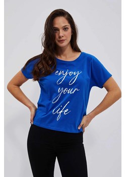 Bawełniana bluzka z napisem niebieska ze sklepu Moodo.pl w kategorii Bluzki damskie - zdjęcie 170455050