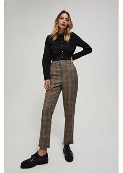 Spodnie w kratę szare ze sklepu Moodo.pl w kategorii Spodnie damskie - zdjęcie 170457110