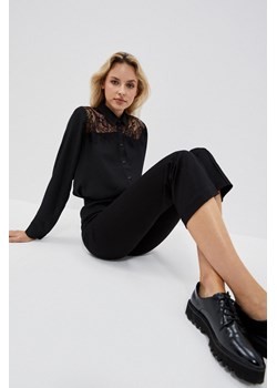 Eleganckie spodnie z nogawkami o długości 7/8 czarne ze sklepu Moodo.pl w kategorii Spodnie damskie - zdjęcie 170460613