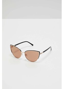 Okulary przeciwsłoneczne z metalowymi oprawkami o kocim kształcie brązowe ze sklepu Moodo.pl w kategorii Okulary przeciwsłoneczne damskie - zdjęcie 170463670