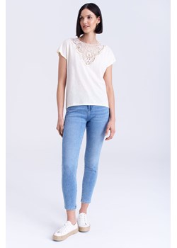 Koszulka damska biała ze sklepu 5.10.15 w kategorii Bluzki damskie - zdjęcie 170469972
