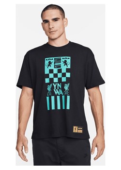 Męski T-shirt piłkarski Nike Max90 LeBron x Liverpool F.C. - Czerń ze sklepu Nike poland w kategorii T-shirty męskie - zdjęcie 170473030
