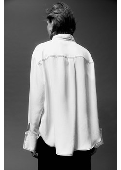 H & M - Koszula z kontrastowymi szwami - Biały ze sklepu H&M w kategorii Koszule damskie - zdjęcie 170473853