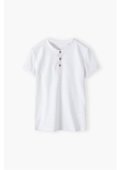 Biała bluzka bawełniana ze stójką dla chłopca ze sklepu 5.10.15 w kategorii T-shirty chłopięce - zdjęcie 170492890