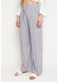 Niebiesko-Beżowe Spodnie z Wiskozy w Mozaikowy Wzór z Gumką w Pasie Rivan ze sklepu Born2be Odzież w kategorii Spodnie damskie - zdjęcie 170495440