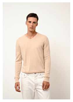 Just Cashmere Kaszmirowy sweter "Walt" w kolorze beżowym ze sklepu Limango Polska w kategorii Swetry męskie - zdjęcie 170496963