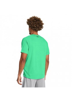 Męska koszulka treningowa Under Armour UA Tech Textured SS - zielona ze sklepu Sportstylestory.com w kategorii T-shirty męskie - zdjęcie 170501941