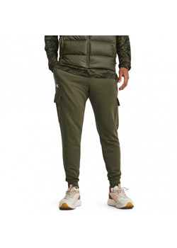 Męskie spodnie dresowe Under Armour UA Rival Fleece Cargo Jogger - khaki ze sklepu Sportstylestory.com w kategorii Spodnie męskie - zdjęcie 170502534
