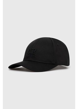 C.P. Company czapka z daszkiem bawełniana Gabardine kolor czarny z aplikacją 16CMAC282A006288A ze sklepu PRM w kategorii Czapki z daszkiem damskie - zdjęcie 170503150