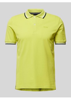 Koszulka polo o kroju slim fit z paskami w kontrastowym kolorze ze sklepu Peek&Cloppenburg  w kategorii T-shirty męskie - zdjęcie 170512022