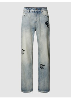 Jeansy o kroju straight fit z wyhaftowanymi logo ze sklepu Peek&Cloppenburg  w kategorii Jeansy męskie - zdjęcie 170512983